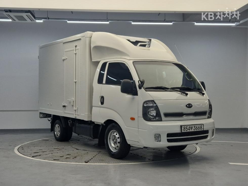 2018 - kia bongo iii