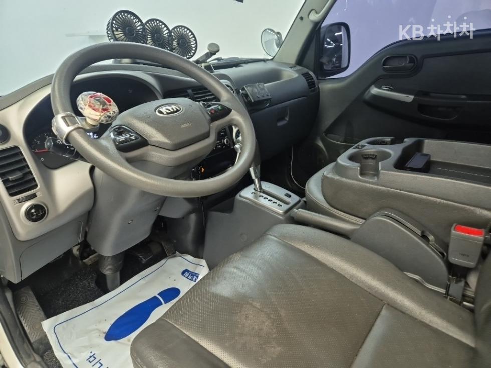 2018 - kia bongo iii