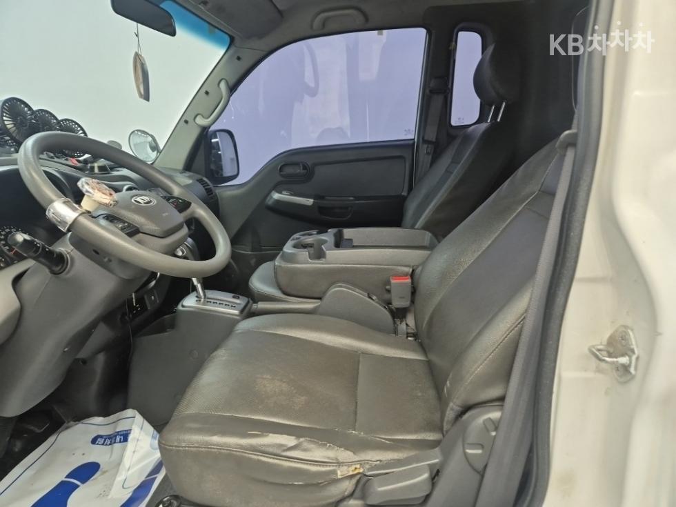 2018 - kia bongo iii
