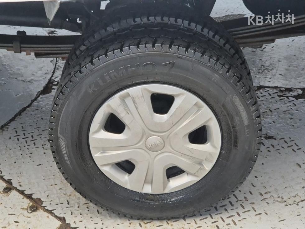 2018 - kia bongo iii