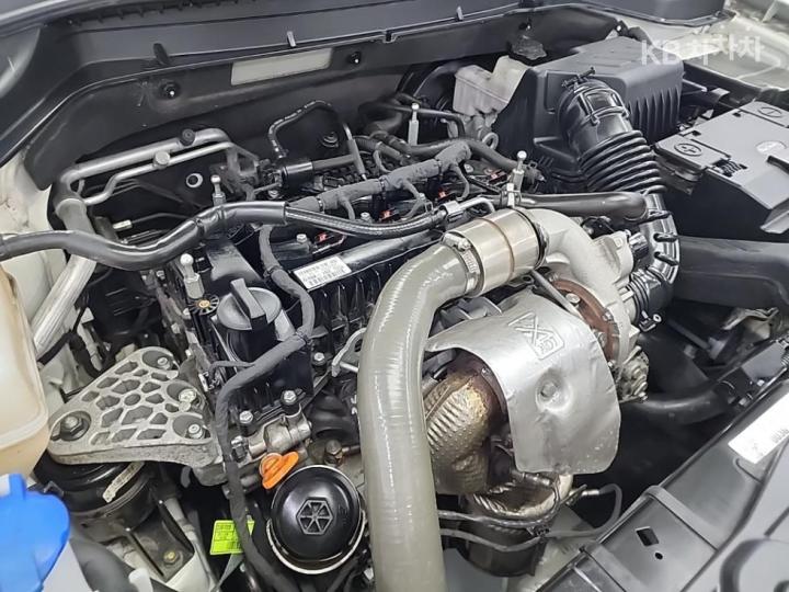 KG Mobility (Ssangyong) Tivoli Gasoline V3 2WD Base Type 6