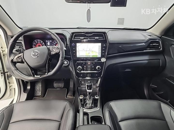KG Mobility (Ssangyong) Tivoli Gasoline V3 2WD Base Type 8