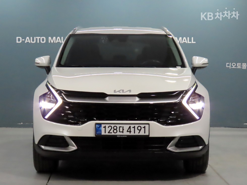 2023 - kia sportage