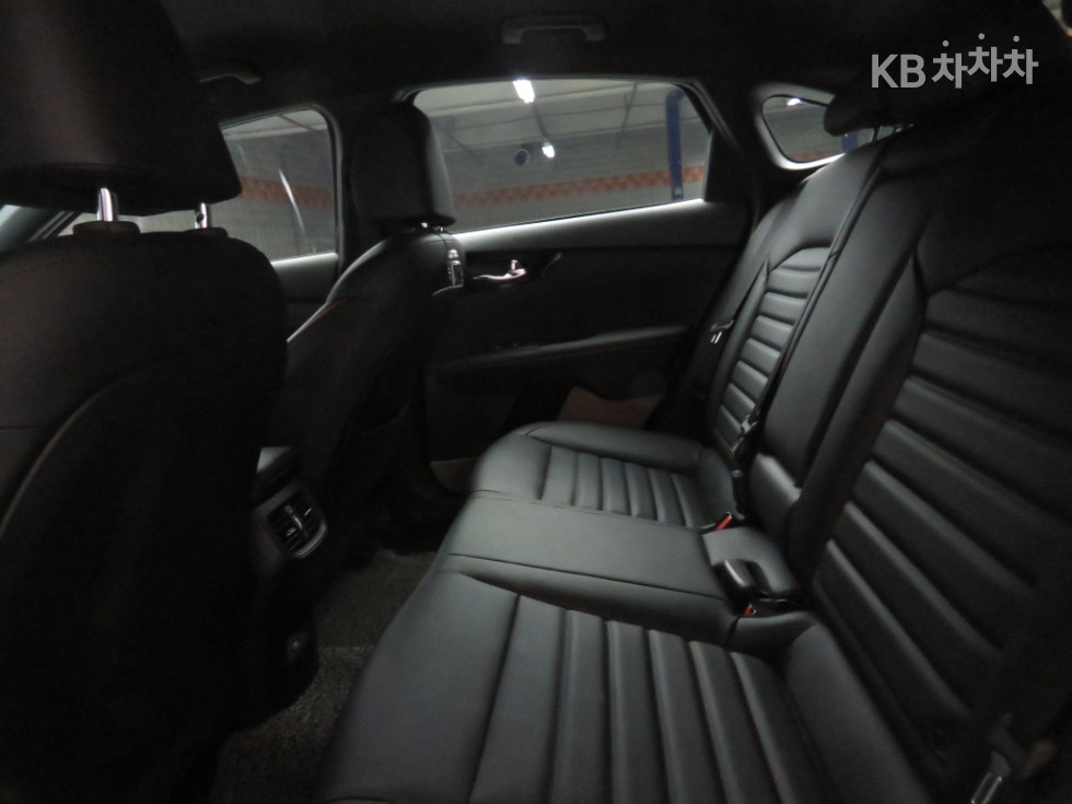 2022 - kia k3