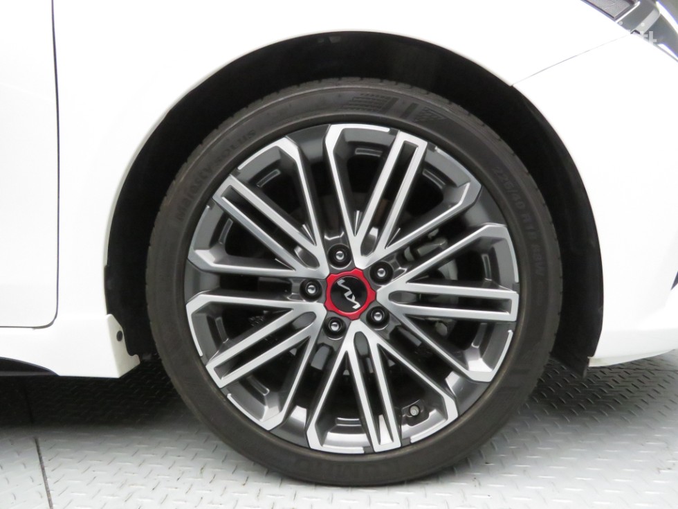2022 - kia k3