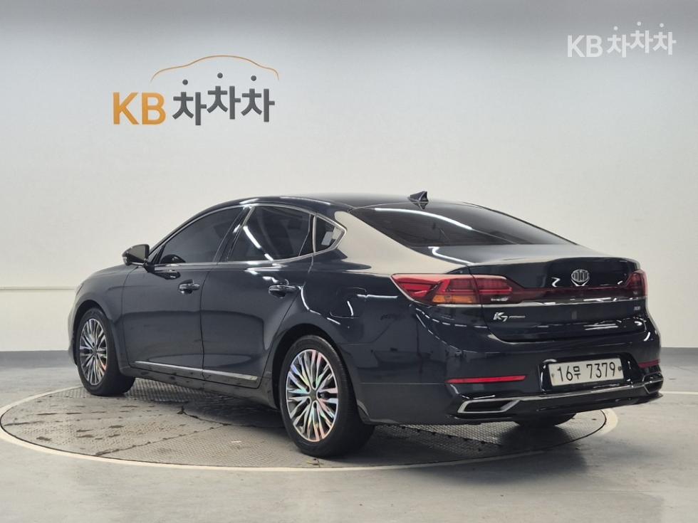 2020 - kia k7