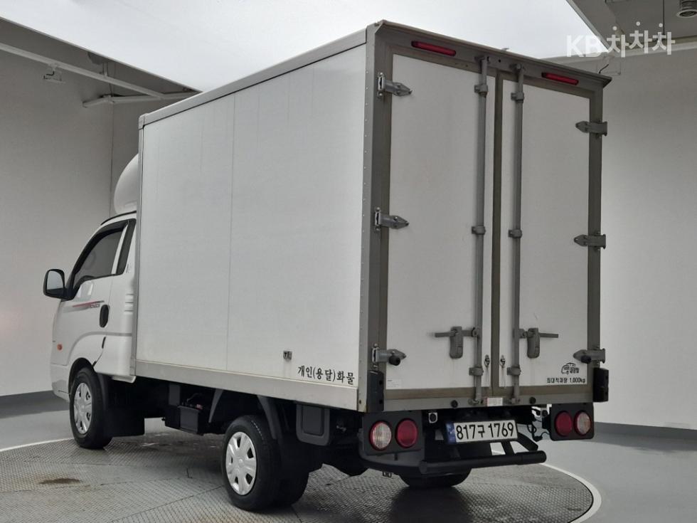 2024 - kia bongo iii