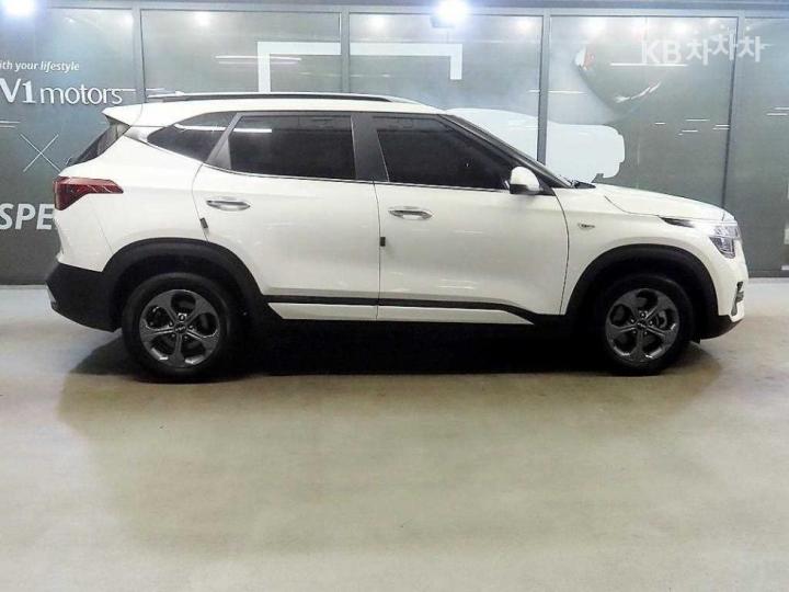 Kia Seltos 1.6 Gasoline Turbo 2WD Trendy — фото 3