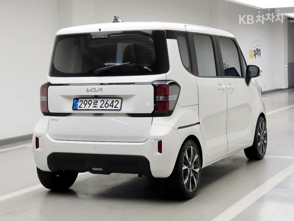 2025 - kia kia