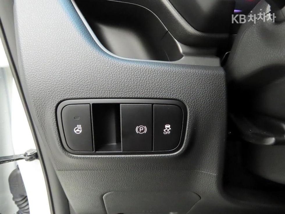 2025 - kia kia