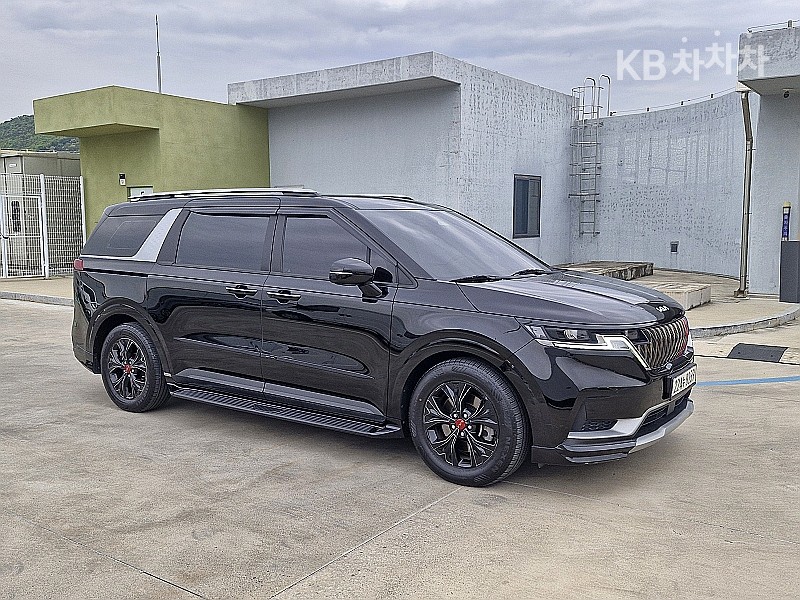2021 - kia carnival