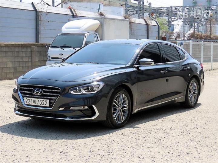 Hyundai Grandeur 3.0 lpi  mordern — foto 1