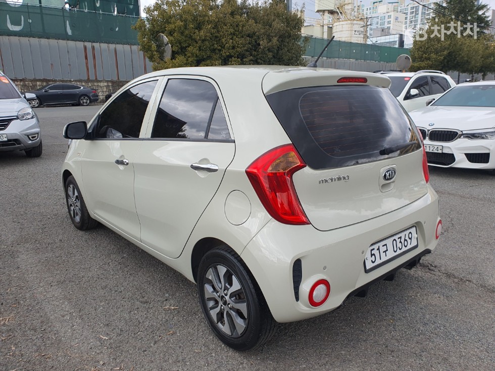 2016 - kia morning