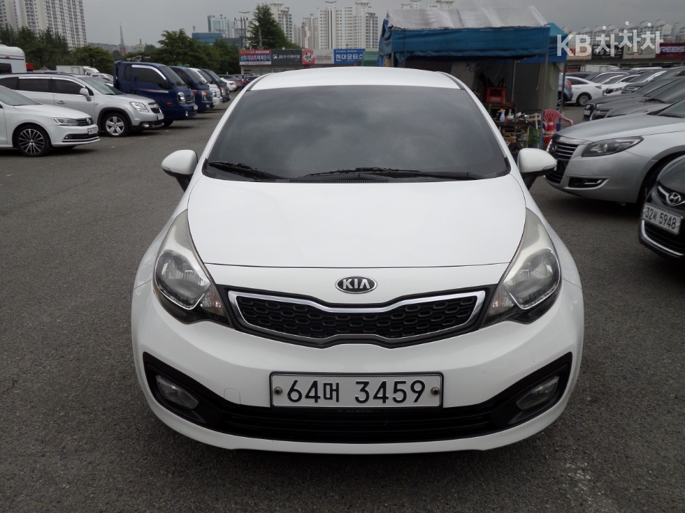 2013 kia pride