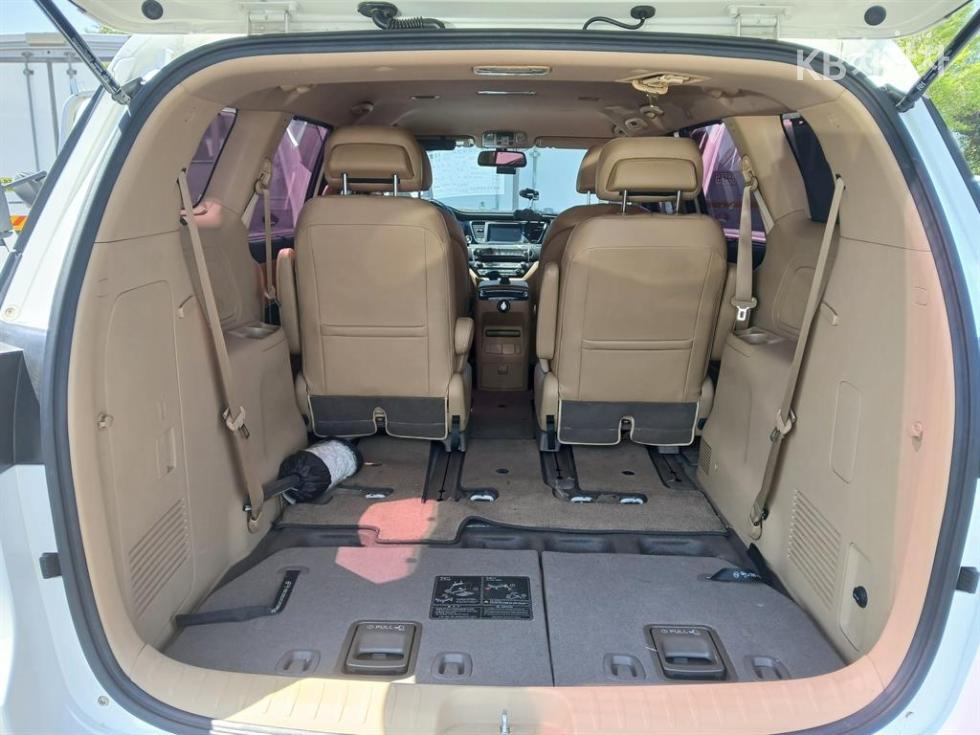 2016 - kia carnival