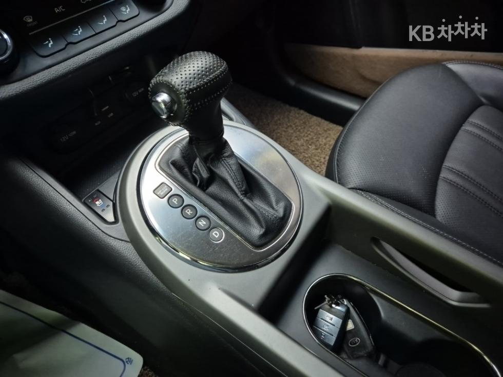 2016 - kia sportage