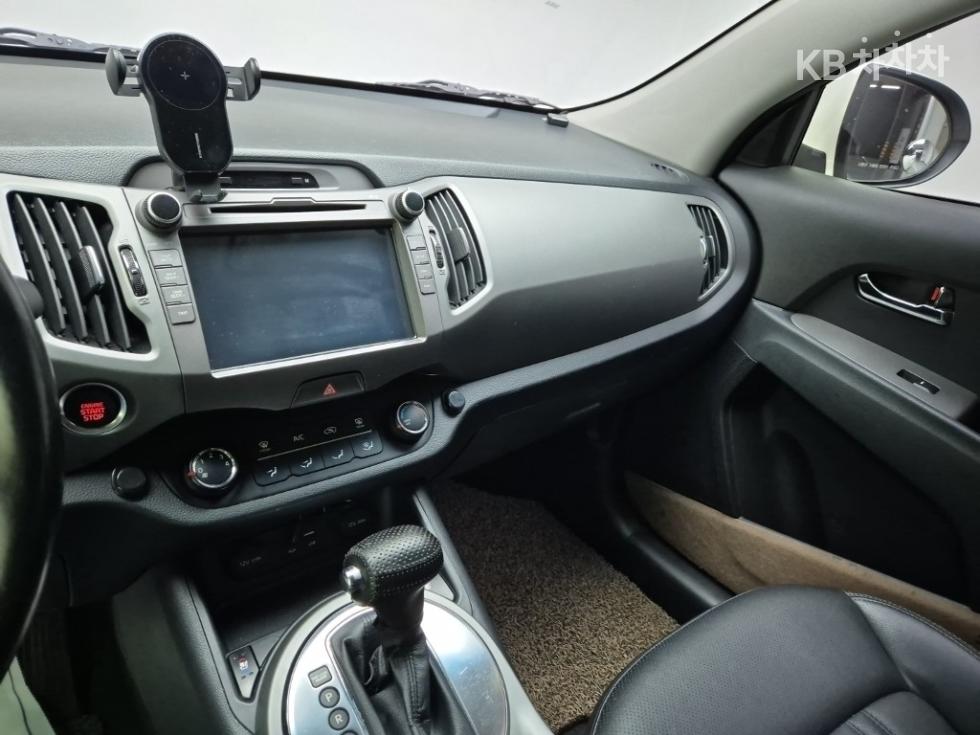 2016 - kia sportage