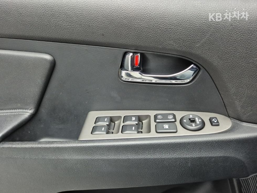 2016 - kia sportage