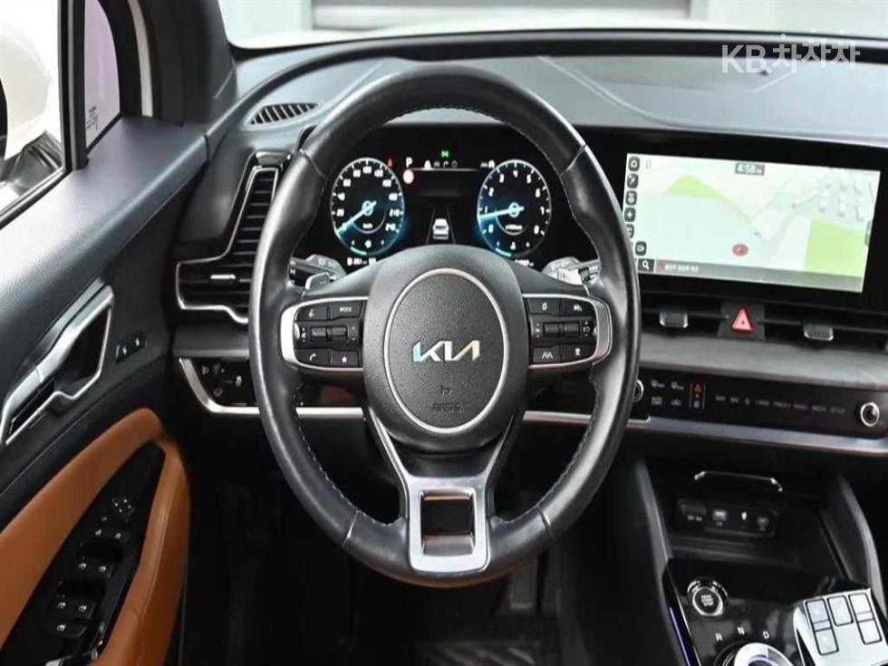 2022 - kia sportage