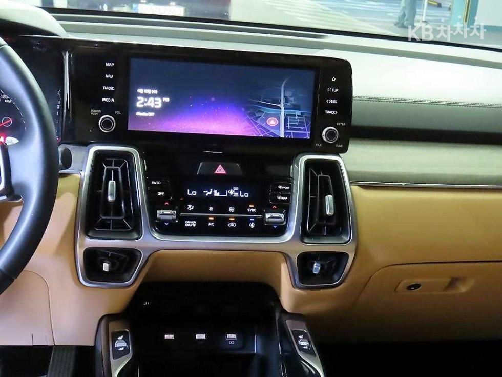 2022 - kia sorento