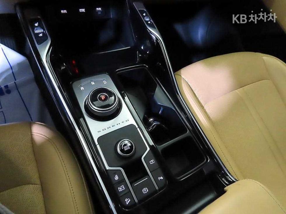 2022 - kia sorento
