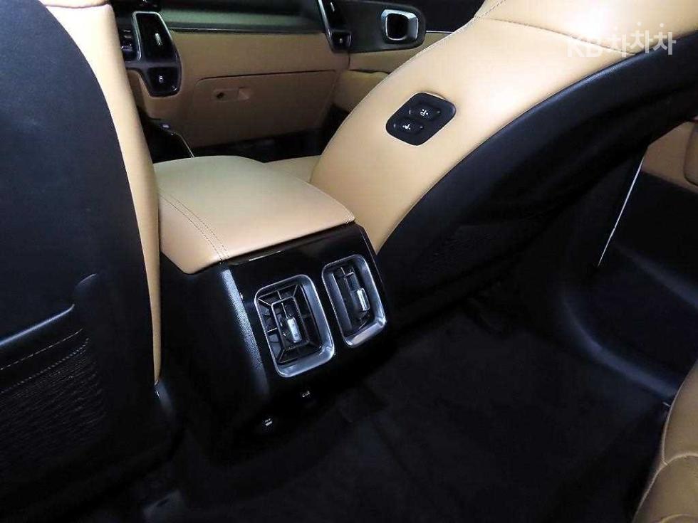 2022 - kia sorento