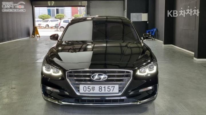 Hyundai Grandeur IG 2.4 Premium Base Type 4