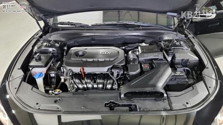 Hyundai Grandeur IG 2.4 Premium Base Type 9