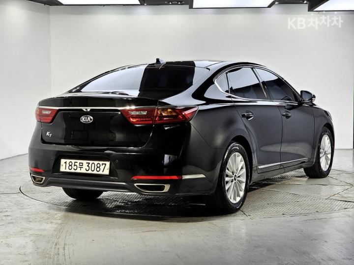 Kia K7 3.0 LPI Luxury 4