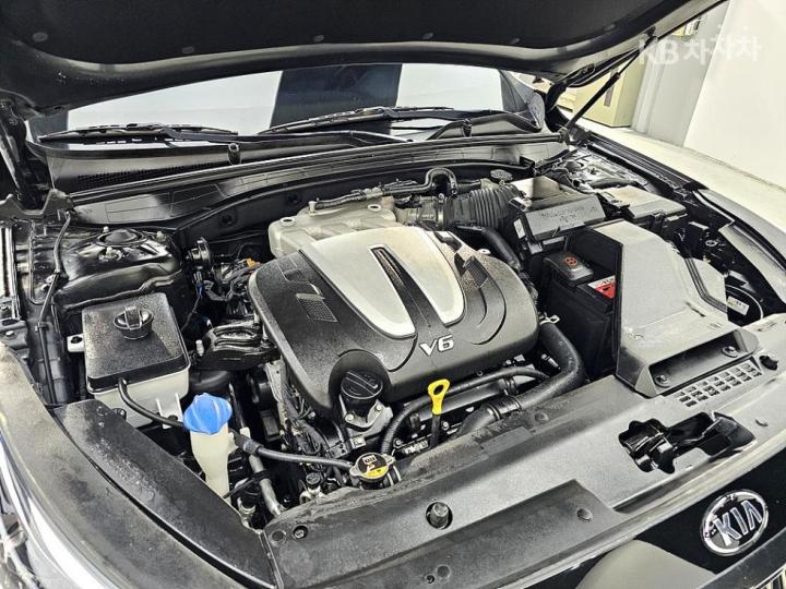 Kia K7 3.0 LPI Luxury 6