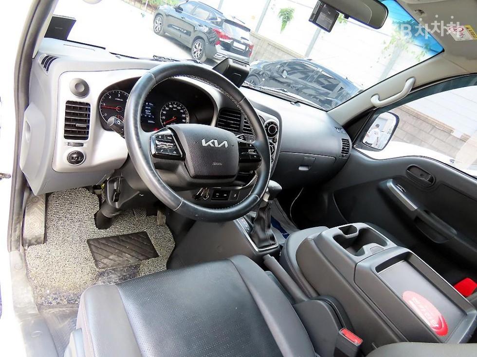 2024 - kia bongo iii