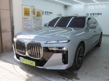 BMW 7er 750e xDrive M Sport Executive — foto 1