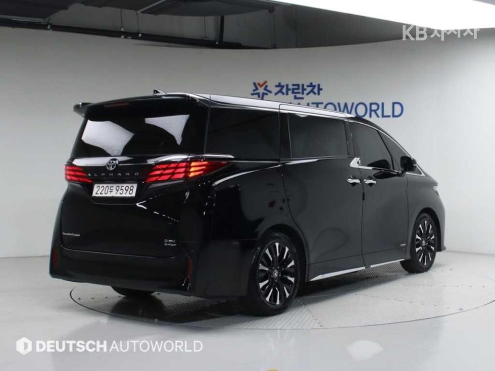 Toyota Alphard — miniaturë 2