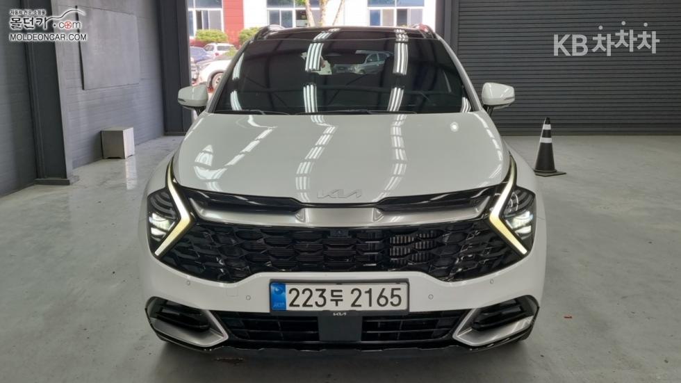 2022 - kia sportage