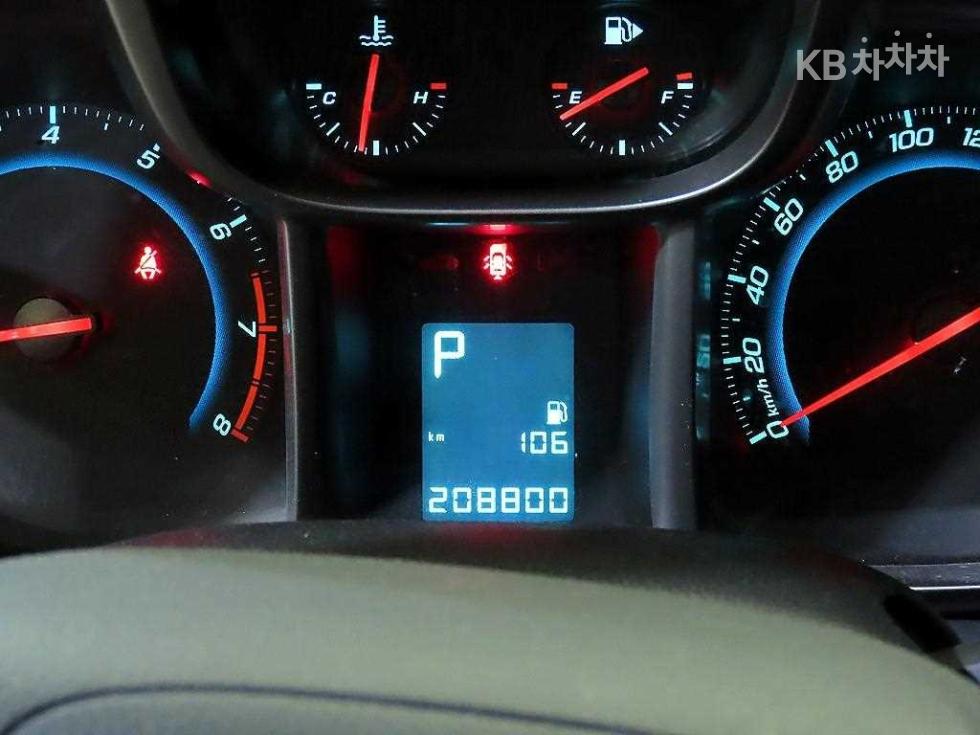 Chevrolet Orlando — miniaturë 9
