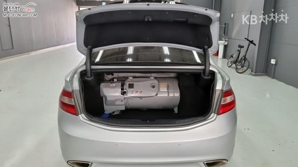 Hyundai Grandeur — miniaturë 18