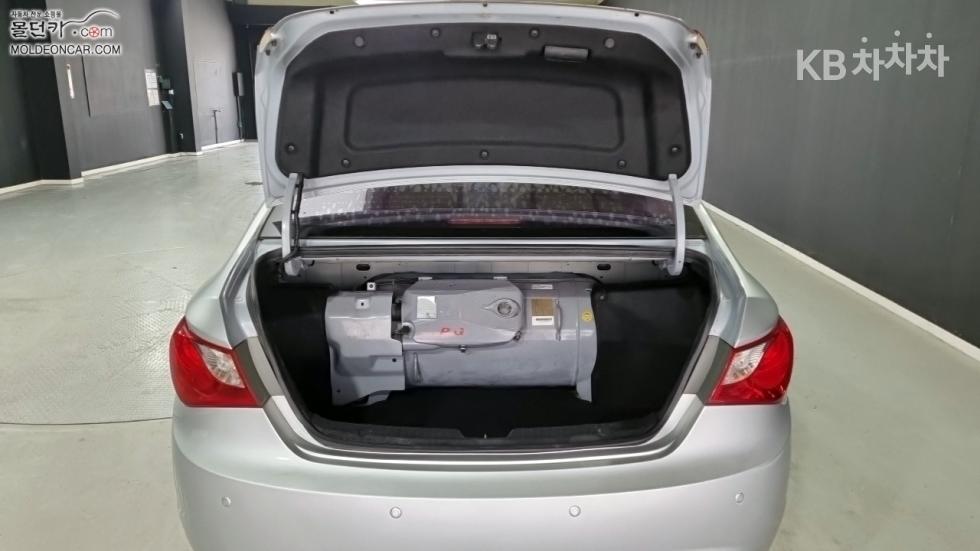 Hyundai Sonata — miniaturë 18