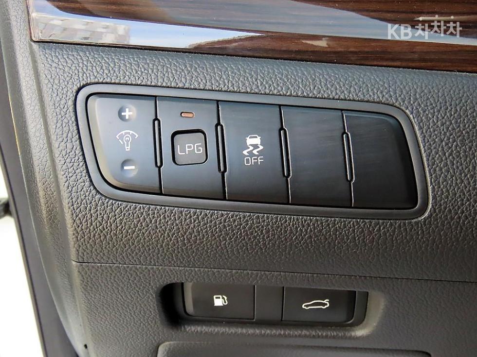 2015 - kia k7