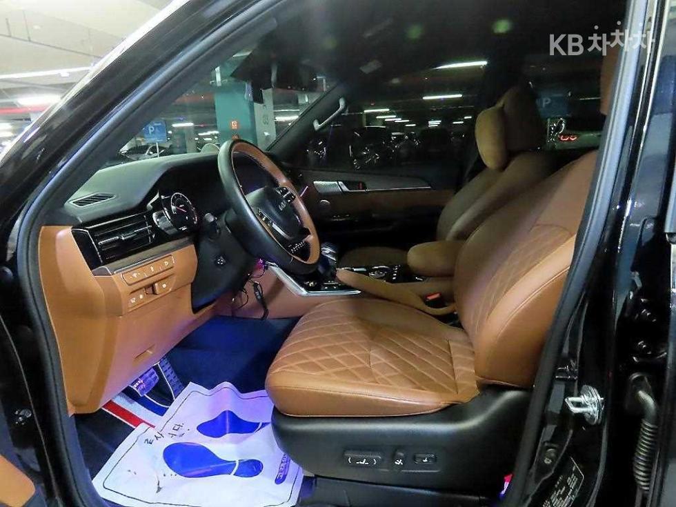 2022 Kia Used Car photo