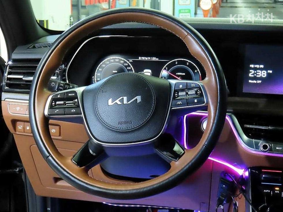 2022 Kia Used Car photo