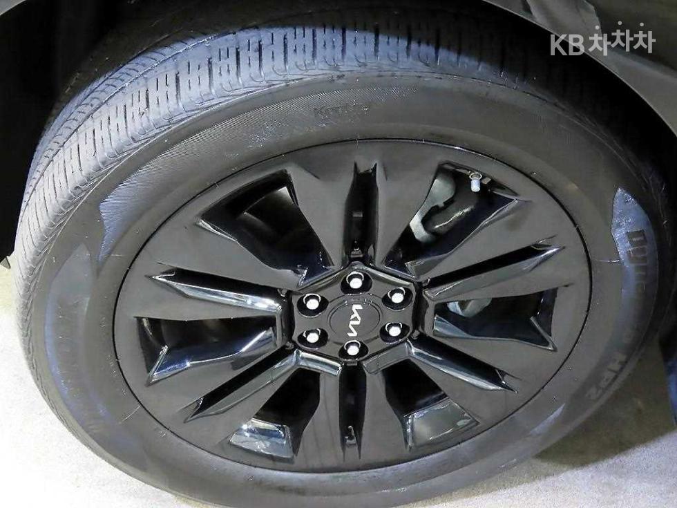 2022 Kia Used Car photo