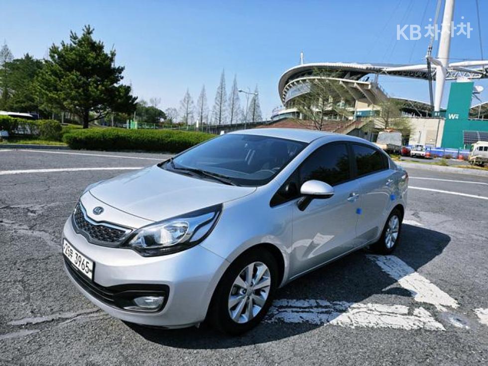 2012 - kia pride