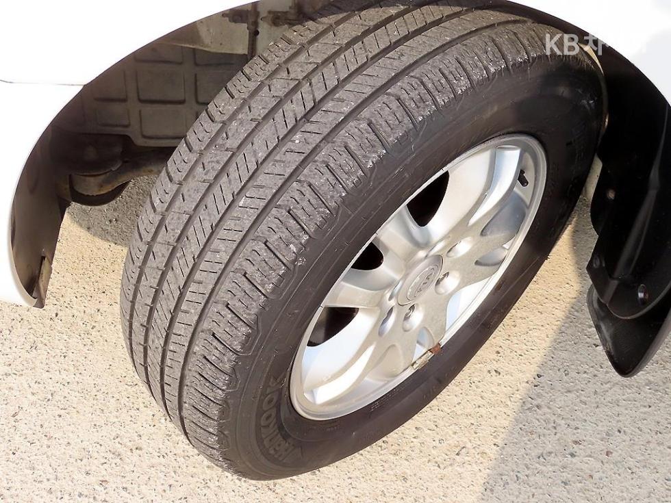 2011 - kia carnival