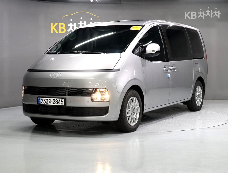 2026 hyundai staria
