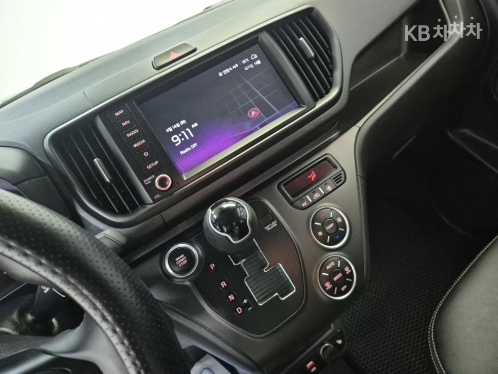 2024 - kia kia