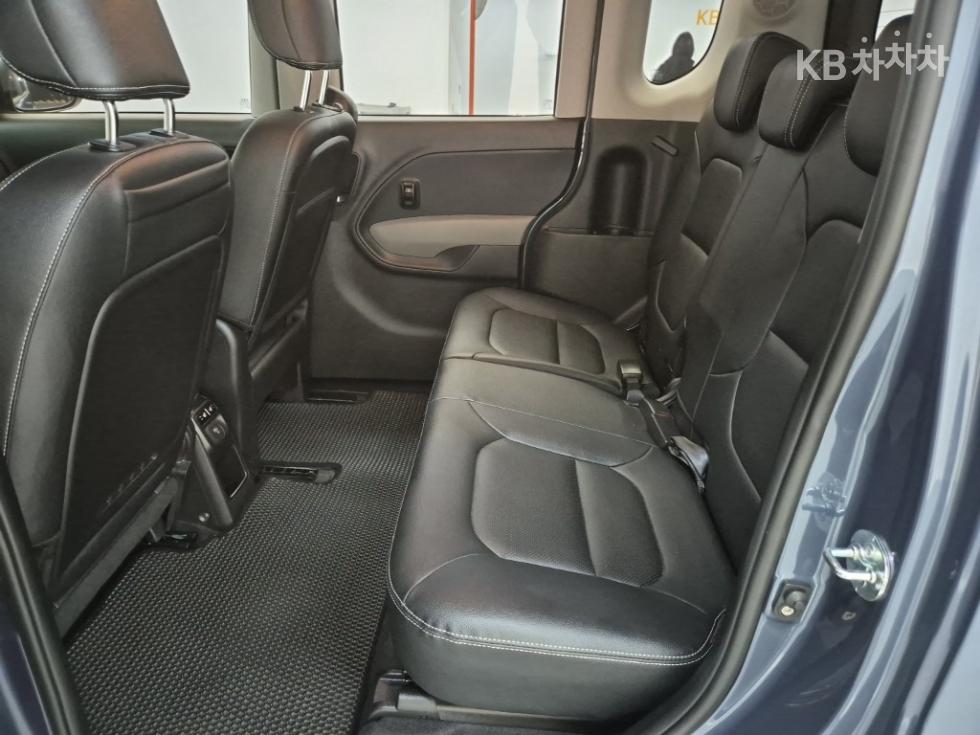 2024 - kia kia