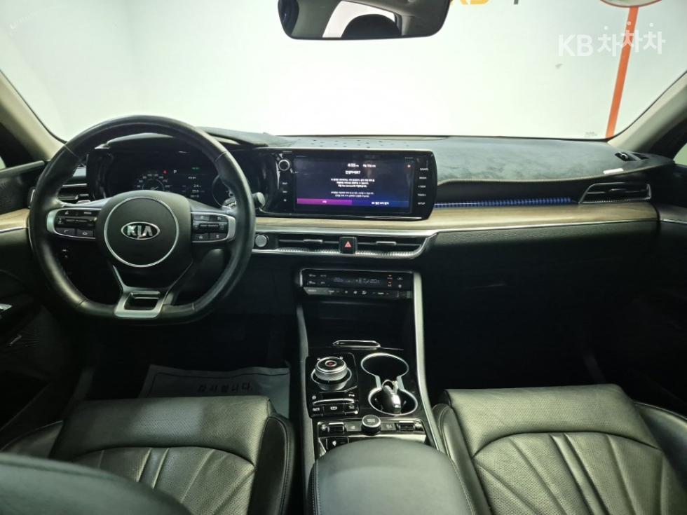 2020 - kia k5