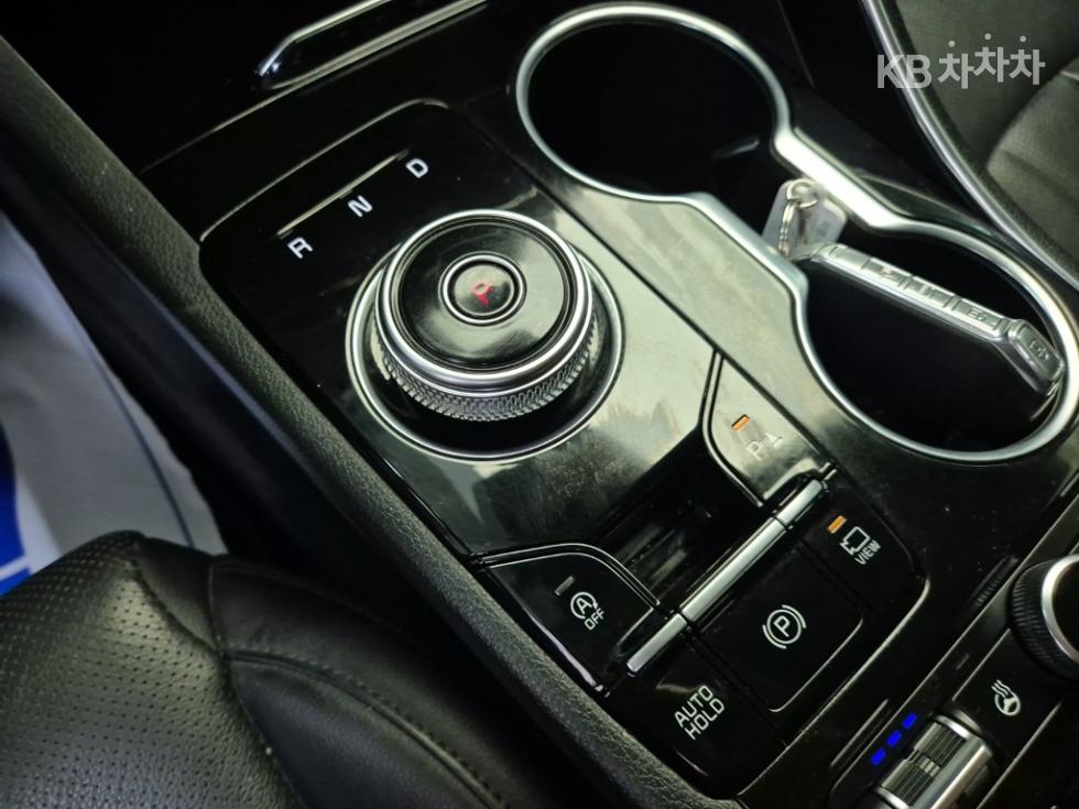 2020 - kia k5
