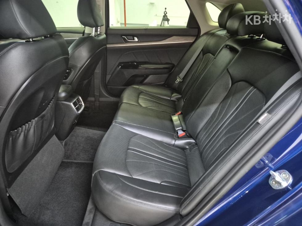 2020 - kia k5