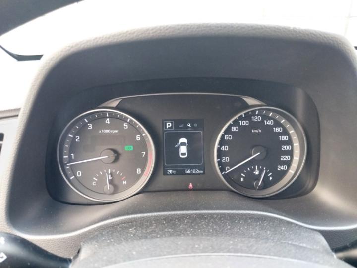 Hyundai Avante AD 1.6 GDi Value Plus 9